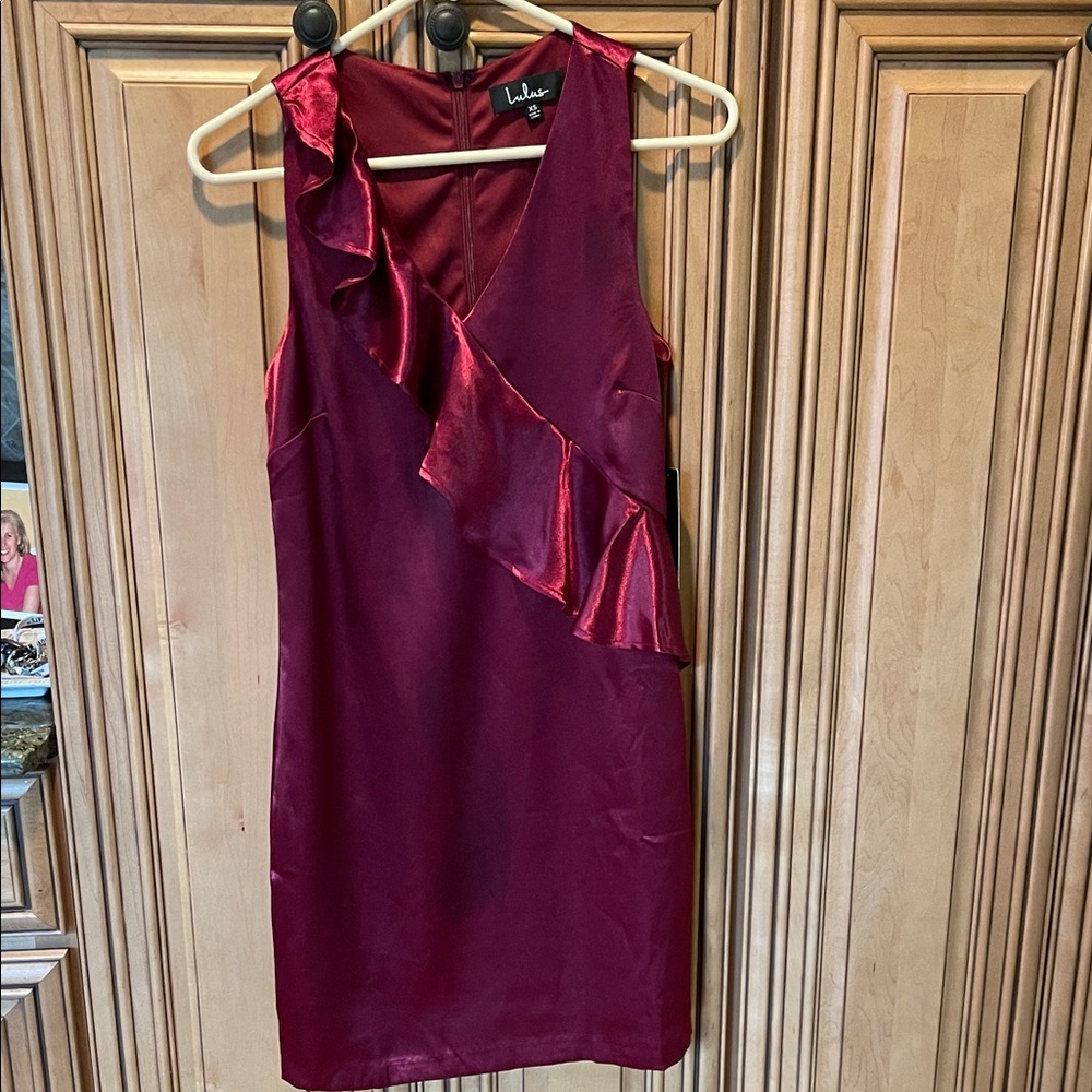 Wine/deep red satin ruffle sleeveless dress Lulu XS NWT